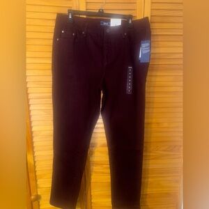 Women’s IZOD Pants